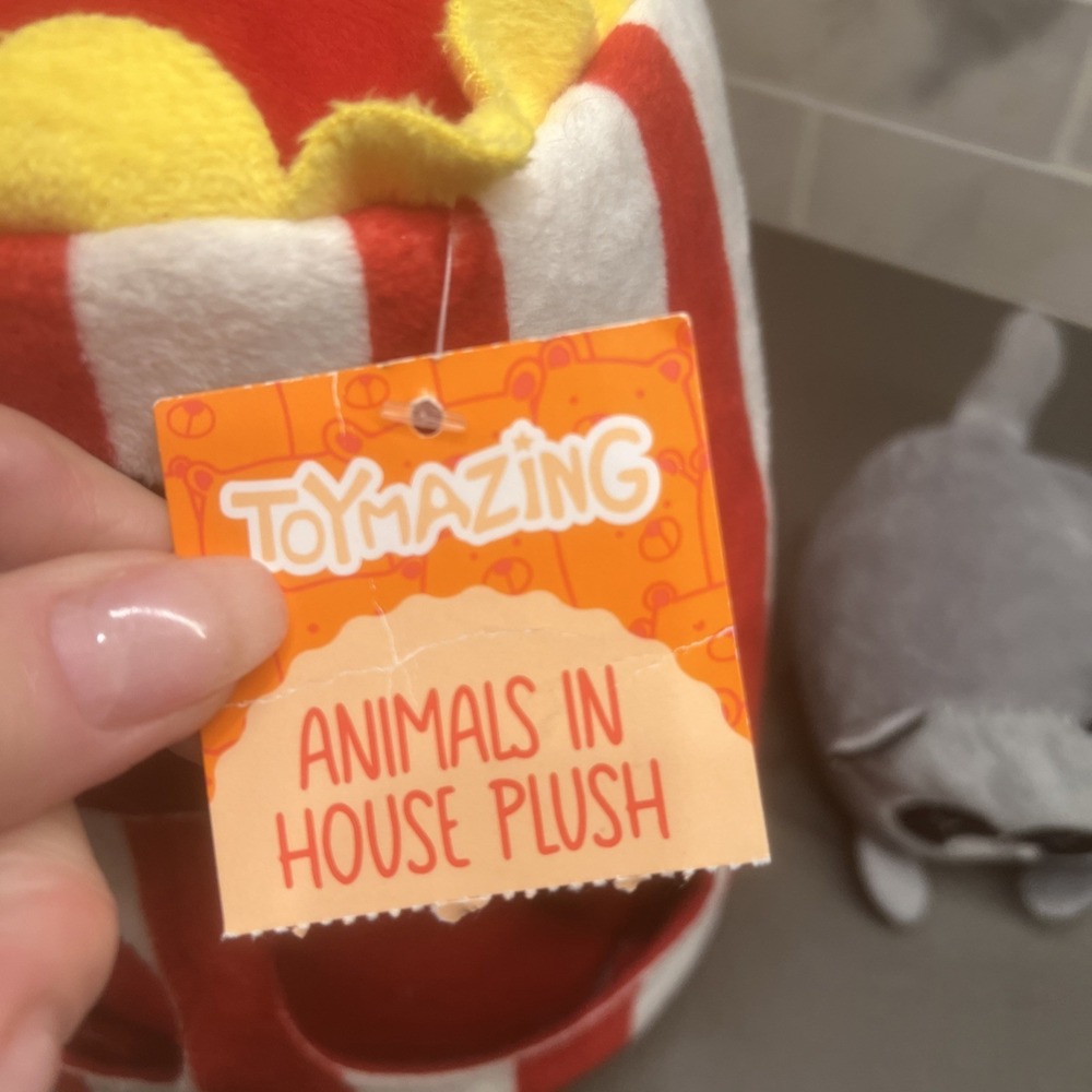 Animals In Circus House – Plush Animal Toy Set - Picture 7 of 12